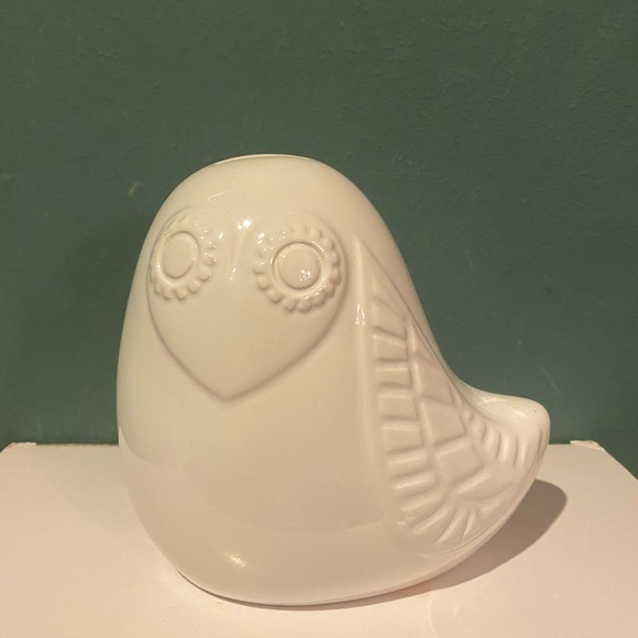 Accents Jonathan Adler Happy Chic Ceramic Pottery White Owl Bank Figurine 5 Tall Poshmark